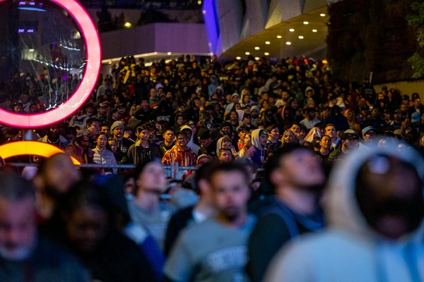 Explorez des stratégies captivantes pour initier vos enfants au jardinage bio !