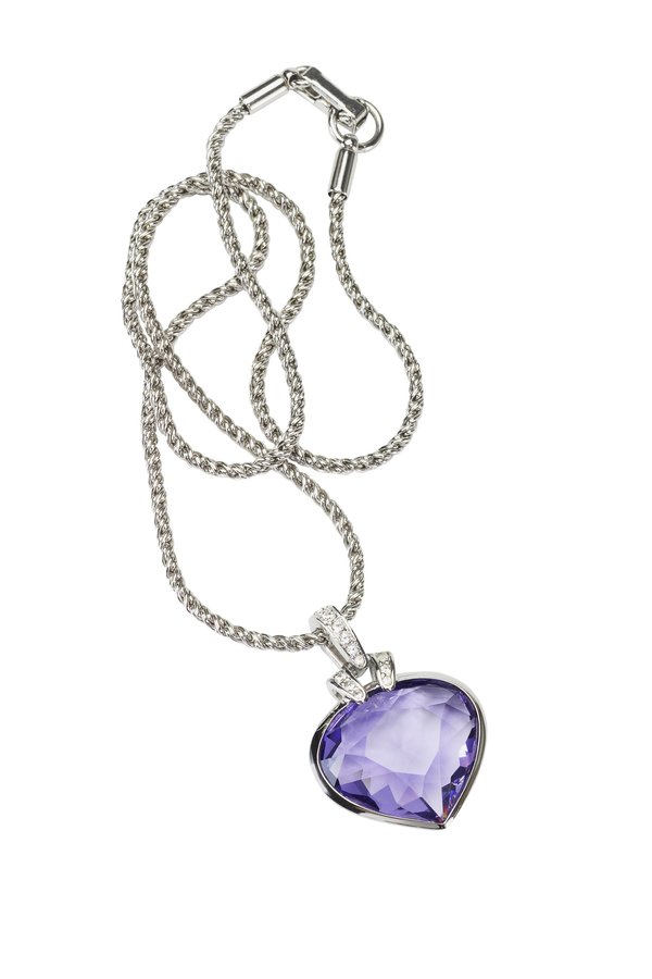 Orzyla : top tendances des bijoux et accessoires à adopter en 2025