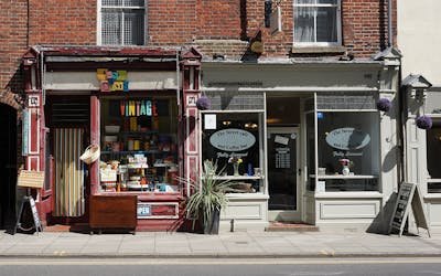 Retif lempdes : votre destination pour des vitrines uniques